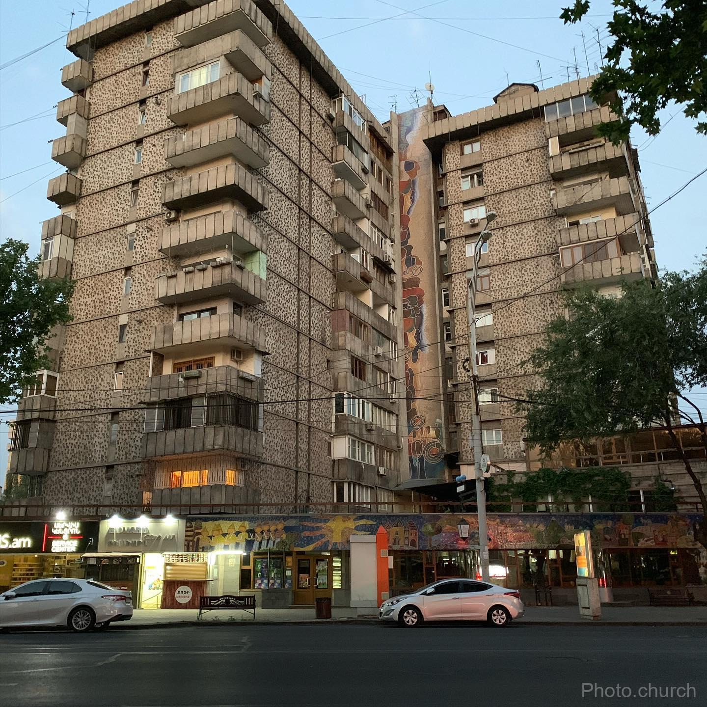 IMAGE 2008770